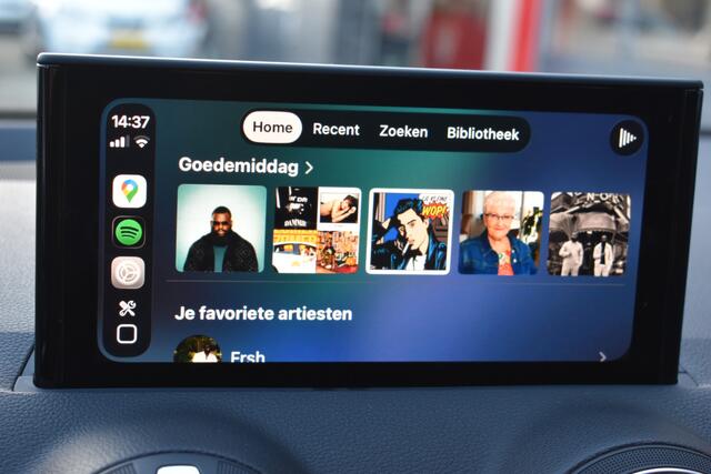 Audi Q2 35 TFSI Advanced edition Automaat Apple CarPlay Black edition