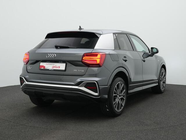 Audi Q2 35 TFSI 150 pk S-tronic S Edition / S-Line | Matrix LED | Achteruitrijcamera | Stoelverwarming