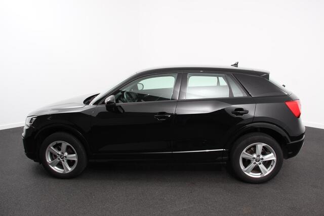 Audi Q2 35 TFSI 150pk Automaat Sport Prestige Plus Audi Q2 35 TFSI 150pk S-Tronic Sport Prestige Plus | Navigatie | Apple Carplay / Android Auto | Climate Control | Adaptive Cruise Control | Dab | Stoelverwarming | LMV 17"