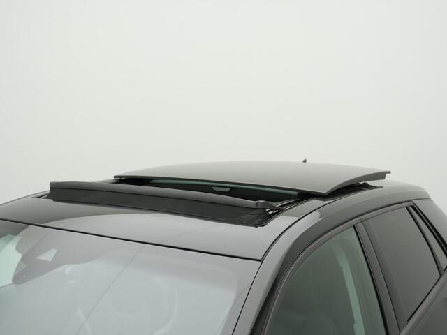 Audi Q2 35 TFSI 150 pk S-tronic S-Line | Panoramadak | Matrix LED | Achteruitrijcamera | Stoelverwarming | Navigatie