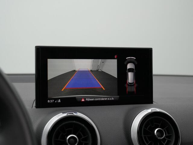 Audi Q2 35 TFSI 150 pk S-tronic S-Line | Panoramadak | Matrix LED | Achteruitrijcamera | Stoelverwarming | Navigatie