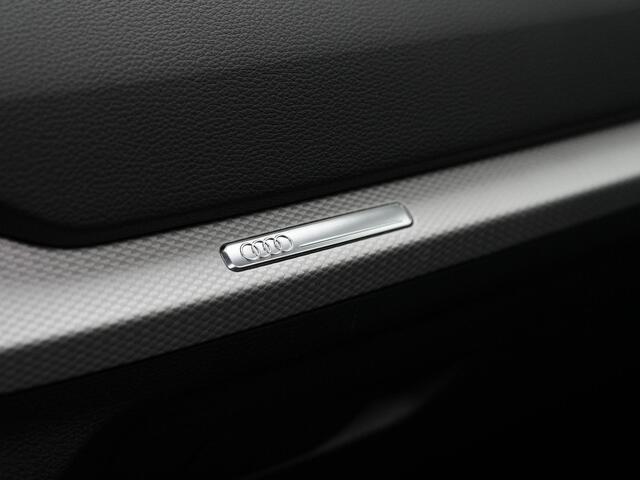 Audi Q2 35 TFSI 150 pk S-tronic S-Line | Panoramadak | Matrix LED | Achteruitrijcamera | Stoelverwarming | Navigatie