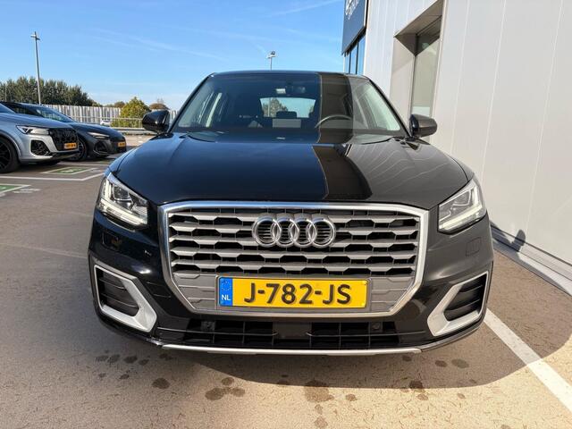 Audi Q2 35 TFSI 150Pk Epic / PDC V+A / Sportstoelen / DAB Radio