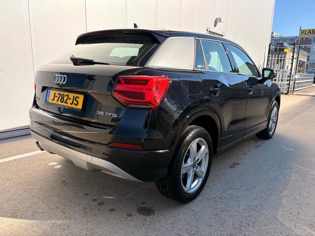 Audi Q2 35 TFSI 150Pk Epic / PDC V+A / Sportstoelen / DAB Radio