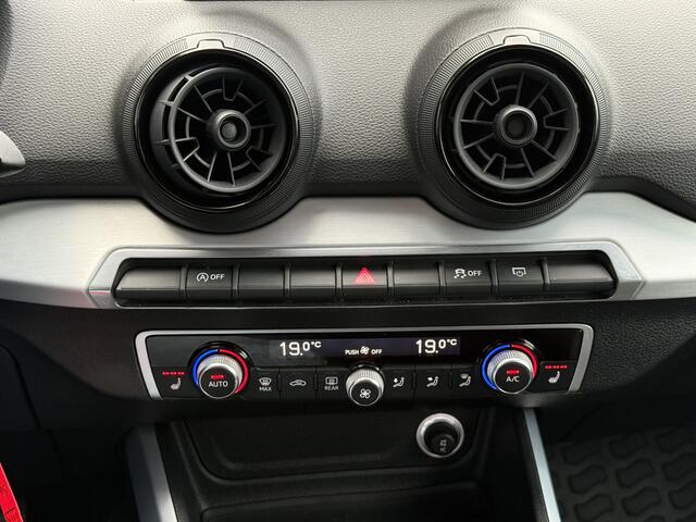 Audi Q2 30 TFSI Sport Pro Line S | Stoelverwarming | LED