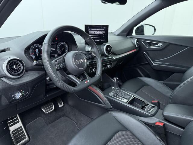Audi Q2 35 TFSI S Edition | 150 PK | Automaat | Multifunctioneel stuurwiel | Adaptive Cruisecontrol | Stoelverwarming | Panoramadak |