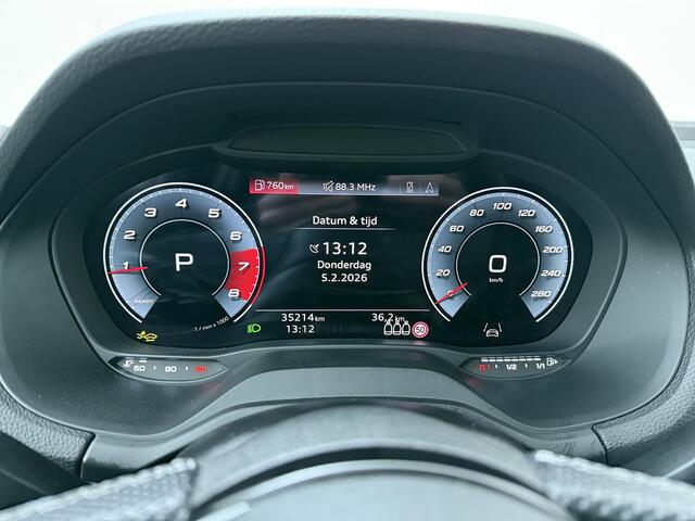 Audi Q2 35 TFSI S Edition | 150 PK | Automaat | Multifunctioneel stuurwiel | Adaptive Cruisecontrol | Stoelverwarming | Panoramadak |