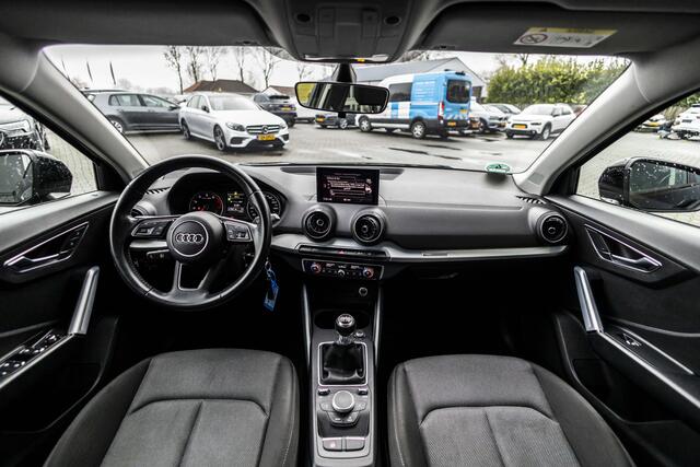 Audi Q2 30 TFSI Sport Pro Line | NL Auto | Cruise