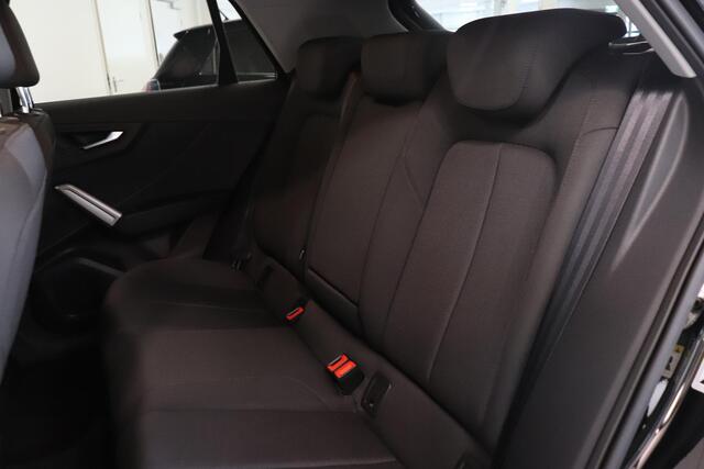 Audi Q2 35 TFSI S Edition | Parkeersensoren | Trekhaak | Stoelverwarming | Matrix LED | Elektr achterklep | Navigatie |
