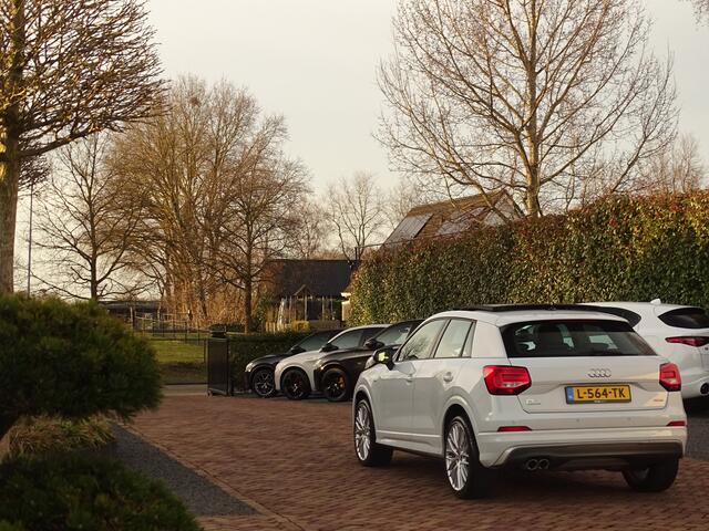 Audi Q2 40 TFSI quattro S-Line | Pano | 3x S-Line | Leer | Donkere hemel | Stoelverw | NAV