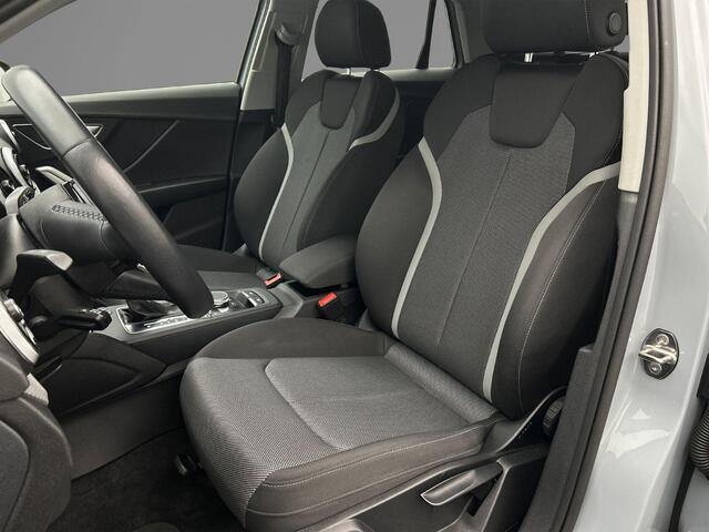 Audi Q2 35 TFSI Business Edition | Navi | Full-Led | Sportstoelen | Ambient lighting | MMi plus |