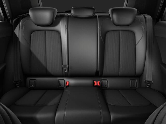 Audi Q2 35 TFSI S Edition | 150 PK | Automaat | Matrix LED koplampen | Climate control | S line | Achteruitrijcamera |