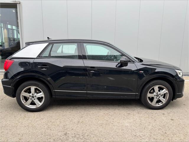Audi Q2 35 TFSI 150Pk S Edition / Keyless / Stoelverwarming / Camera / Matrix LED
