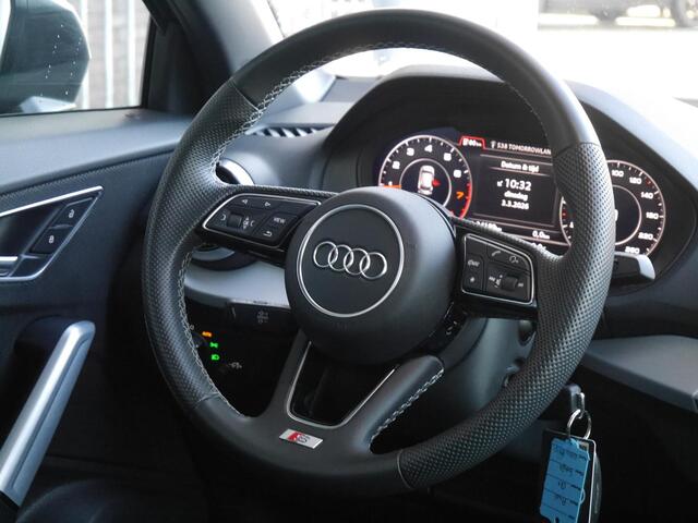 Audi Q2 35 TFSI S Edition | Automaat | Digitale cockpit | Elektrisch bedienbare achterklep | Navigatie | Cruise control | Matrix Led koplampen | S line