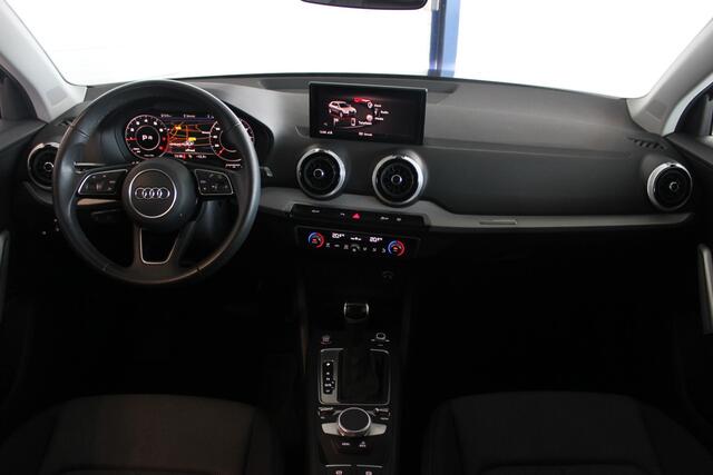 Audi Q2 35 TFSI Advanced Edition Camera | Virtual Cockpit | Carplay | Keyless | Clima | LED | Cruise | Navi | Sportstoelen | 17" LMV | PDC V+A
