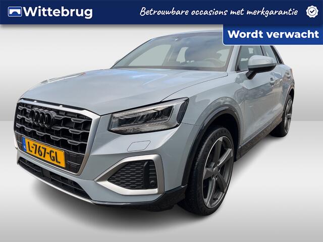 Audi Q2 35 TFSI Business Edition / Digitaal dashboard / Navigatie / App connect / Climate controle / Parkeersensoren achter /