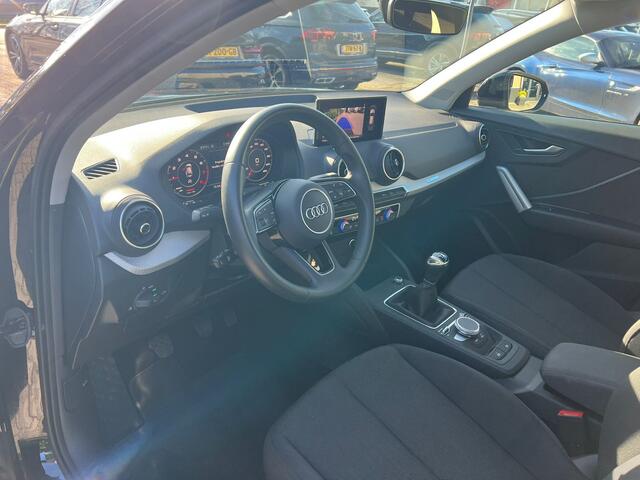 Audi Q2 30 TFSI Attitude virtual cockpit, camera, navi, cruise