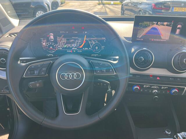 Audi Q2 30 TFSI Attitude virtual cockpit, camera, navi, cruise