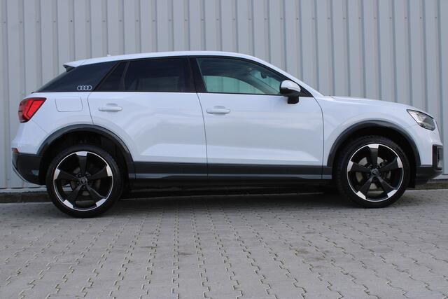 Audi Q2 1.4 TFSI CoD Sport Pro Line | Incl. 12 maanden garantie | Cruise control | Stoel verwarming | Bluetooth | Climate control | Navigatie systeem | Dealer onderhouden | Parkeersensoren |