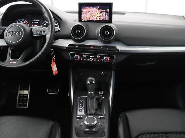 Audi Q2 35 TFSI S Edition | Leder | Automaat | Cruise Control | Navigatie | Trekhaak afneemaar | LED | DAB | Bleutooth