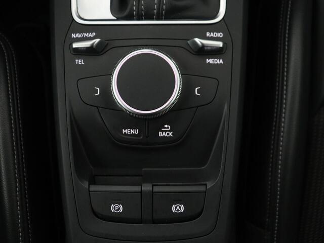 Audi Q2 35 TFSI S Edition | Leder | Automaat | Cruise Control | Navigatie | Trekhaak afneemaar | LED | DAB | Bleutooth