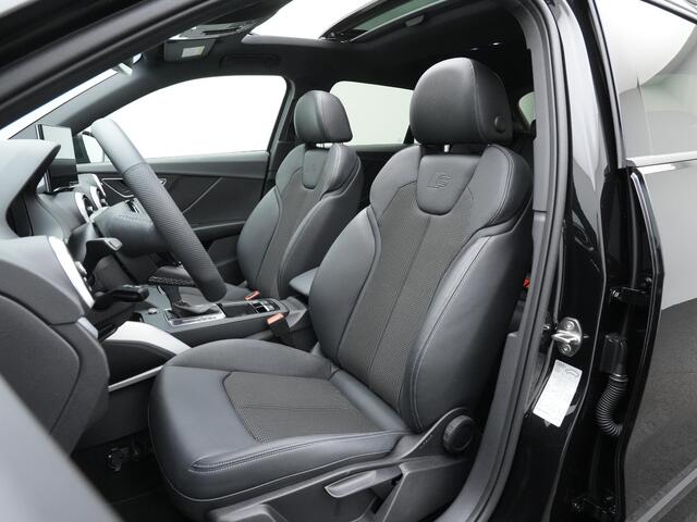 Audi Q2 35 TFSI 150 pk S-tronic S Edition / S-Line | Panoramadak | Matrix LED | Stoelverwarming | Virtual Cockpit