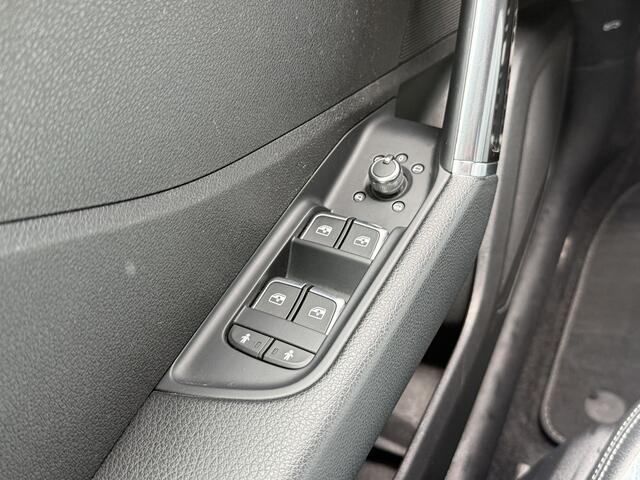 Audi Q2 BWJ 2020 35 150 PK TFSI S Edition NIEUW BINNEN !!