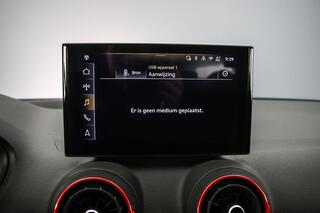 audi-q2-35-tfsi-s-edition--trekhaa