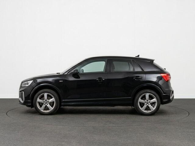 Audi Q2 S edition 35 TFSI 150 pk 7 vers | Assistentiepakket parking | Stoelverwarming voorin | Privacy glas | S line-bumpers contrastkleur |