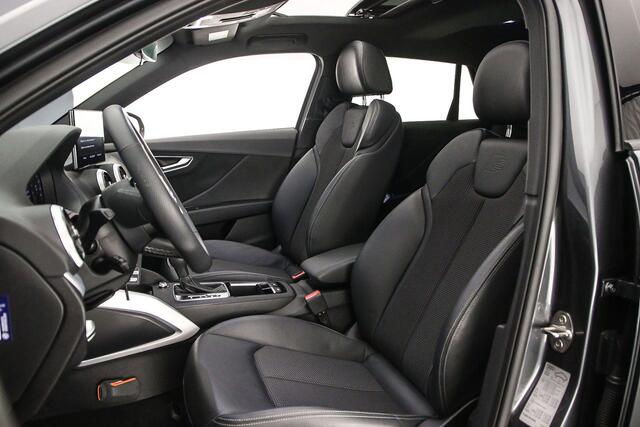 Audi Q2 35 TFSI S Edition | Panoramadak | Adaptive cruise control | Navigatie | LED matrix koplampen | Achteruitrijcamera