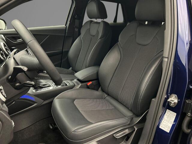 Audi Q2 35 TFSI 150PK S Edition | Panoramadak | Achteruitrijcamera | Navigatie | Adaptive cruise control | Optiek zwart | S-line