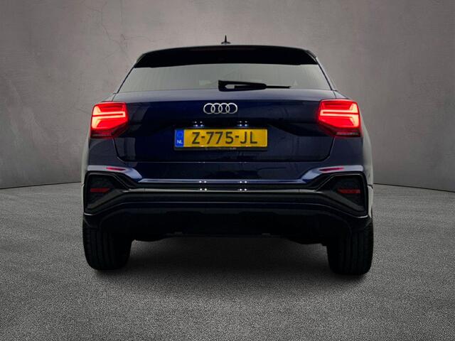 Audi Q2 35 TFSI 150PK S Edition | Panoramadak | Achteruitrijcamera | Navigatie | Adaptive cruise control | Optiek zwart | S-line