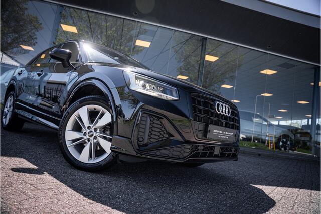 Audi Q2 35 TFSI S-line ** Virtual Cockpit ** 18" S-Design velgen ** Stoelverwarming ** Carplay ** LED ** Automaat