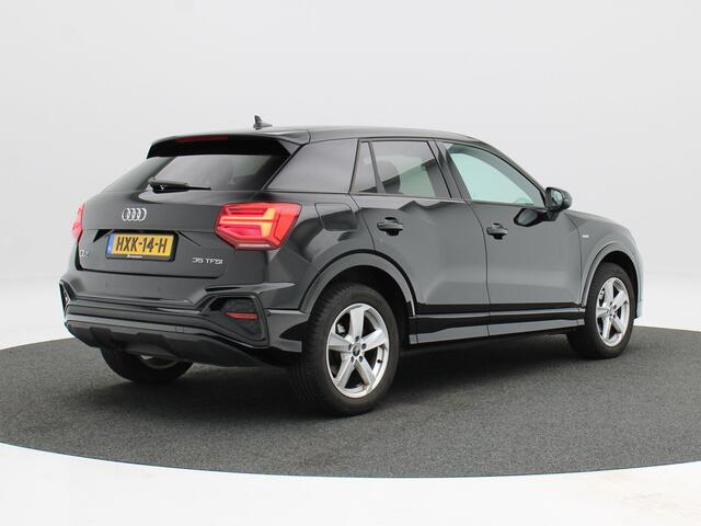 Audi Q2 35 TFSi 150 Pk S-Line Automaat | Full LED | Navigatie | Zwart Optiek | 17 Inch | Sportstoelen | Camera | 22.501 Km!!