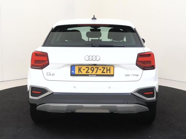 Audi Q2 35 TFSI Business Edition | Assistentie pakket Parking | airco automatisch | Apple Carplay/Android | cruise control | LED koplampen | lichtmetalen velgen 17" | navigatiesysteem full map | cruise control adaptief |