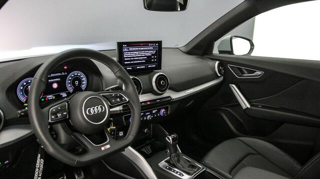 Audi Q2 35 TFSI S Edition | Panoramadak | Navigatie | Achteruitrijcamera | Adaptive cruise control | LED matrix koplampen