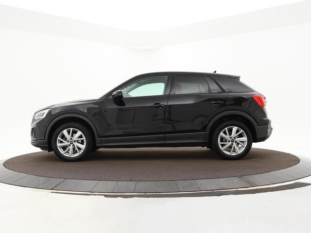 Audi Q2 30 TFSI 110pk Advanced edition · Camera · P-Sensoren · Navigatie · Stoelverwarming · 17'' Inch ·