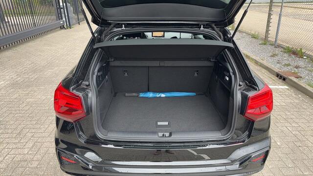 Audi Q2 35 TFSI 150Pk S Edition / Keyless / Digitale Cockpit / Carplay