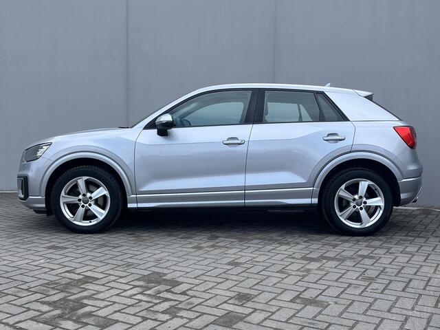 Audi Q2 1.4 TFSI CoD Sport / 100% Dealeronderhouden / Stoelverwarming / 17'' Lichtmetalen Sportvelgen / Cruise Control / Airco / Parkeersensoren Achter /