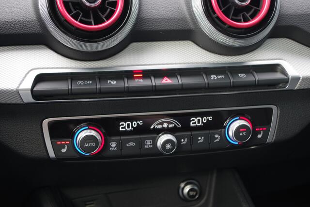 Audi Q2 35 TFSI 150 PK Automaat S-Line Edition, Panoramadak, LED, Camera, Cruise Control