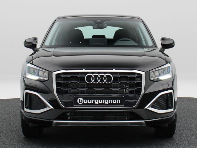 Audi Q2 Advanced Edition | Parkeer sensoren | Achteruitrijcamera | Apple carplay/Android auto | 17 inch |