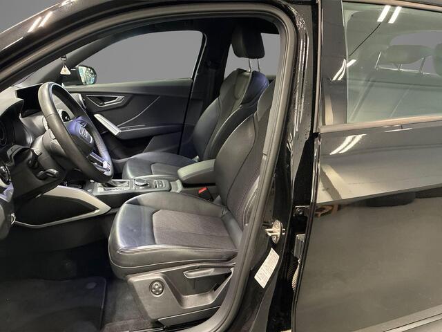 Audi Q2 35 TFSI 150pk S-Tronic S Edition · Camera · Matrix LED · Apple/Android Car Play · ACC · Stoelverwarming · Verkeersbord Detectie · Virtual Cockpit ·