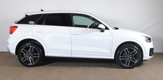 Audi Q2 30 TFSI Design PL+
