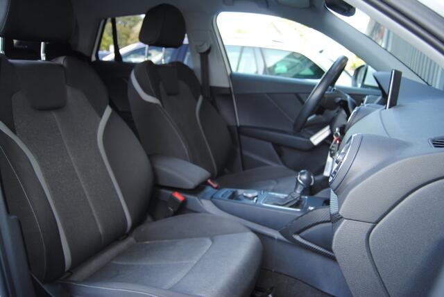 Audi Q2 30 TFSI Design PL+