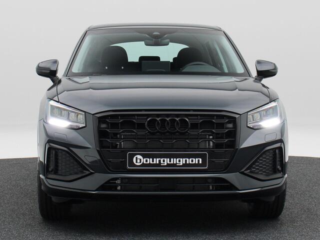 Audi Q2 35 TFSI Advanced edition | 17 inch | Zwart optiek | Elektrische achterklep | Trekhaak | Led |