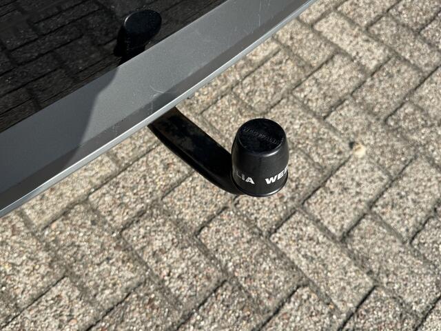 Audi Q3 1.4 TFSI CoD Design| Afneembare trekhaak, Clima, Cruise, Navi