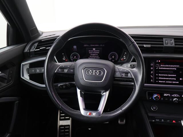 Audi Q3 Sportback 45 TFSI e S Edition | 245 PK | SoH 89% | Navigatiesysteem | Achteruitrijcamera | Voorstoelen verwarmd |