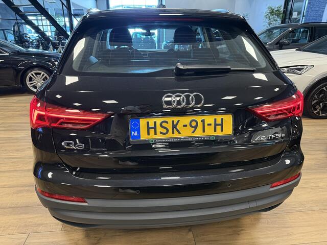 Audi Q3 45 TFSI e Advanced edition |Carplay|Sportstoelen|Adaptieve cruisecontrol|Elektrische achterklep