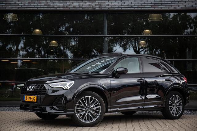 Audi Q3 45 TFSI e S edition , Pano dak, Adap. cruise, Carplay,