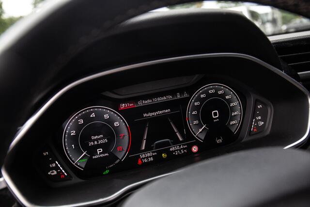 Audi Q3 45 TFSI e S edition , Pano dak, Adap. cruise, Carplay,